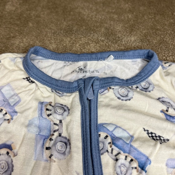 Posh Peanut Franklin One-Piece Convertible Footie 2T EUC Cars and Trucks print - Picture 9 of 14